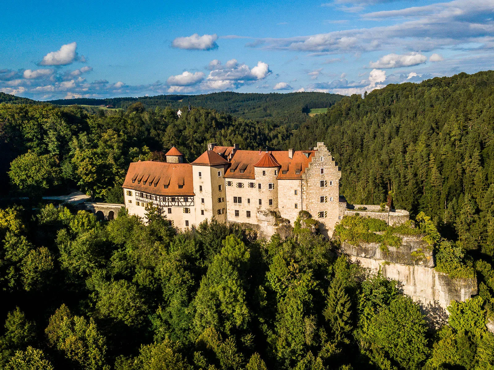 Burgen und Schlösser